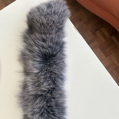  Col en vraie fourrure de renard – gris argenté