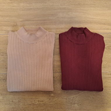 Maglione a Collo Alto a Coste