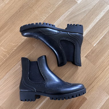 Bottines noires imperméables, pointure 39