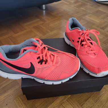 Nike Laufschuhe