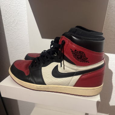 Jordan 1 high Bred toe