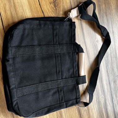 Schwarze Organizer-Tasche