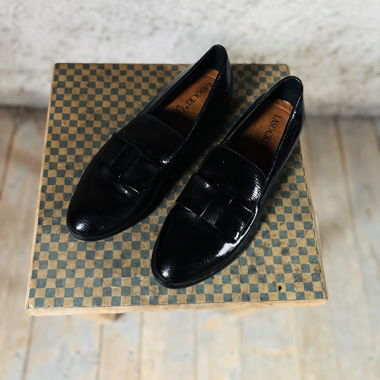 Lasocki loafer black patent size 40 (worn once)