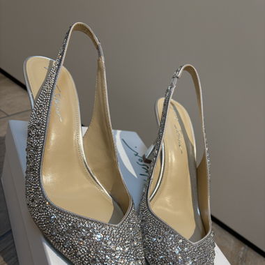 Betsey Johnson CLARK Pumps Silber 