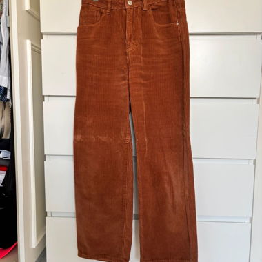 Pantalon velours côtelé
