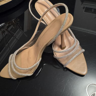 Chaussures élégantes et raffinées