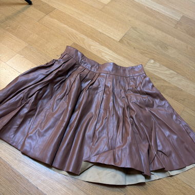 Jupe en cuir marron