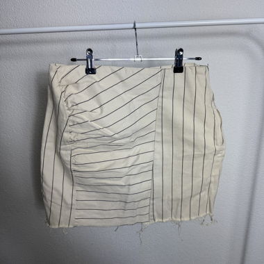 Jupe courte Stradivarius