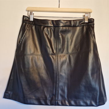Leather-look skirt