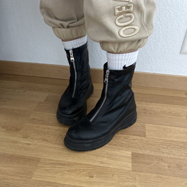 Boots Gr. 37