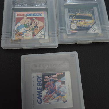 Jeux Nintendo Game Boy dans leur boîtier