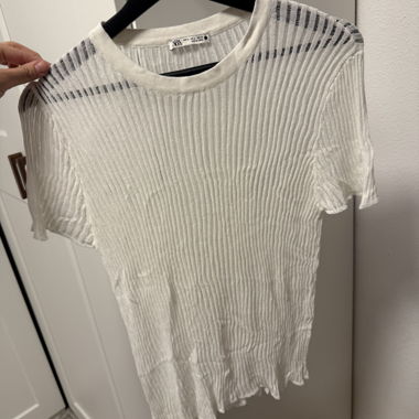 Top bianco a maglia Zara