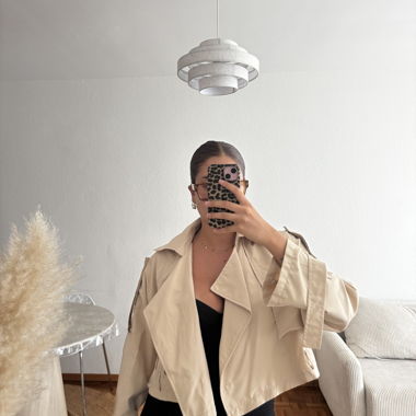 Trench court beige