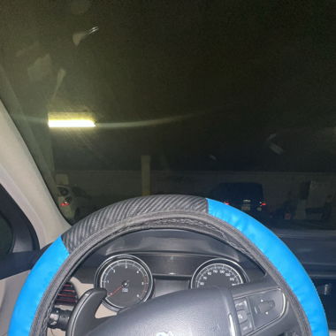 Auto Lenkradbezug in Blau & Carbonoptik
