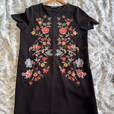 ZARA Blumen Kleid