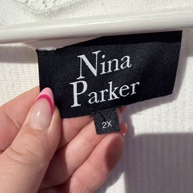 Canotta a coste Nina Parker