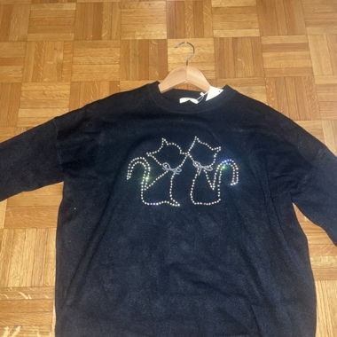 Maglione con gatto di strass