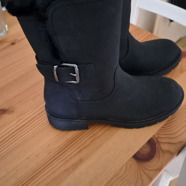 Winter boots