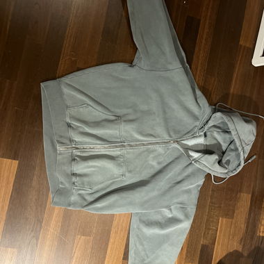 Grey/Green Zipper
