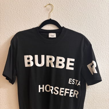 Burberry T-Shirt