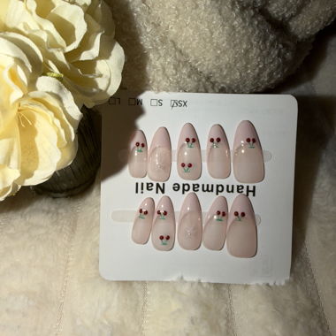 Press on nails cerise XS