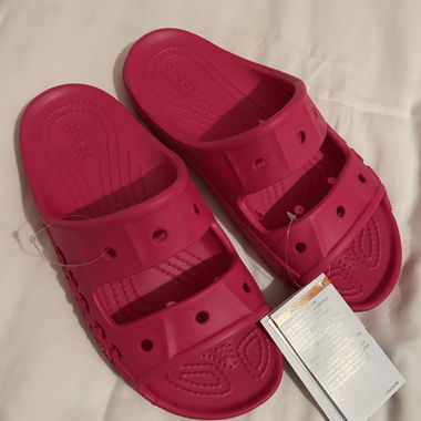 Crocs 38