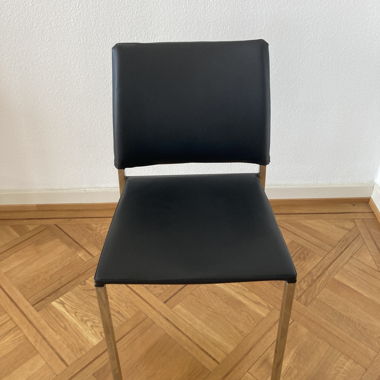 Tisch & Stühle