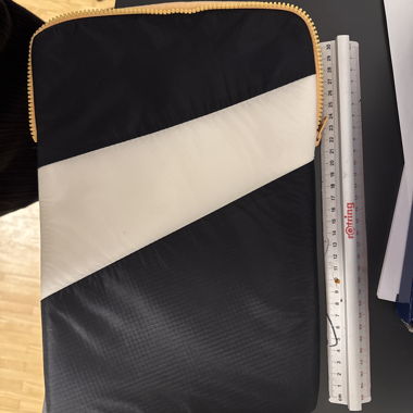 Laptop Hülle aus recycliertem Material
