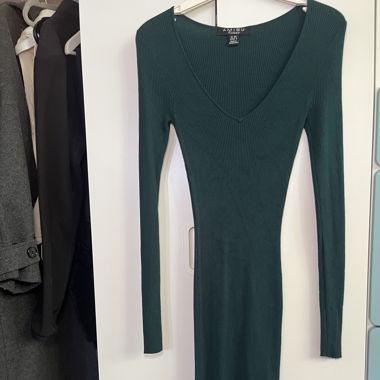 Enges knielanges kleid