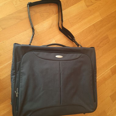 SAMSONITE expandable garment bag suitcase