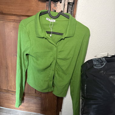 Oberteil mit knöpfen