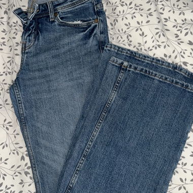 Jeans bootcut Bershka taglia 32