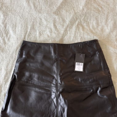Mid-Mini Leather Skirt