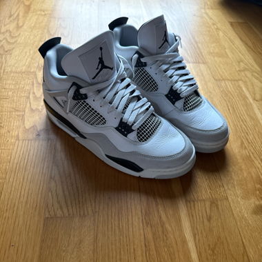 Jordan 4 Military Black