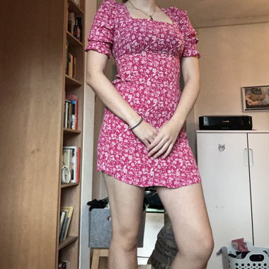 Rotes MNG Blumenkleid, Grösse S