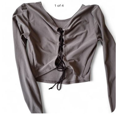 Langarm Crop Top mit Schnuerung
