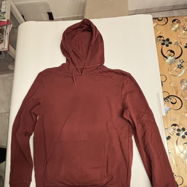 Rotbrauner Hoodie