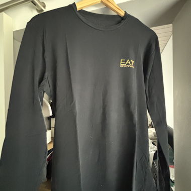 Pull EA7