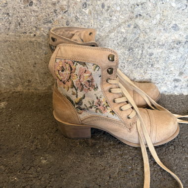 Roxy Beige Schnuerstiefeletten