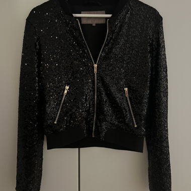 Bomber nero con paillettes