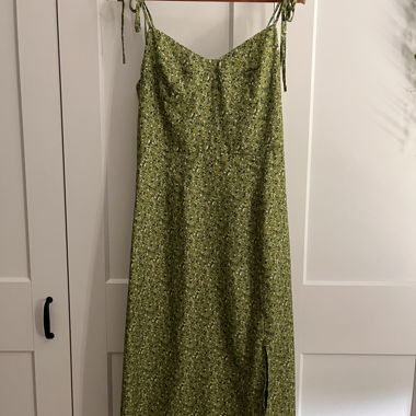 Robe longue d’été à fleurs vertes