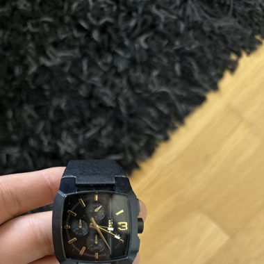Diesel Uhr