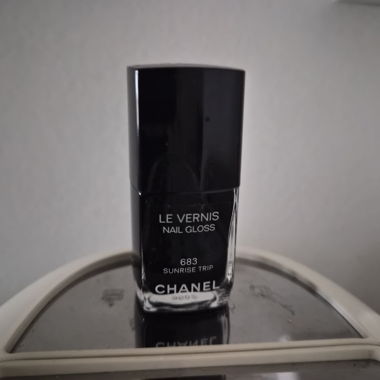 Smalto per unghie CHANEL 683 Sunrise Trip