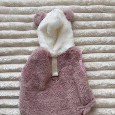 Flauschige Hundekleidung