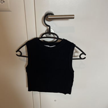 Schwarzes Zara-Ärmelloses Top