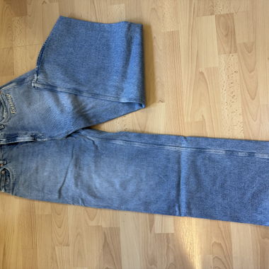 Jeans Tommy Hilfiger taille 29/32