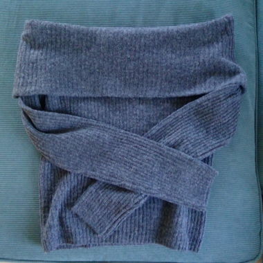 H&M Off The Shoulder Jumper
