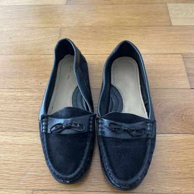 Black Women’s Loafers
