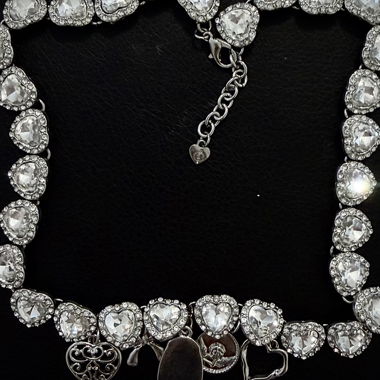 Collier strass coeurs