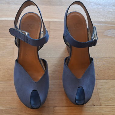 Trendy blue platform sandals in leather for women no. 37